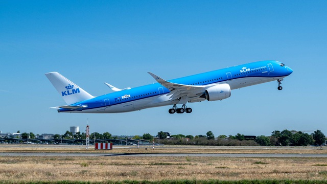 Erster Airbus A350 Klm.jpg