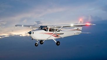 Cessna 172 Skyhawk Pict1.jpg